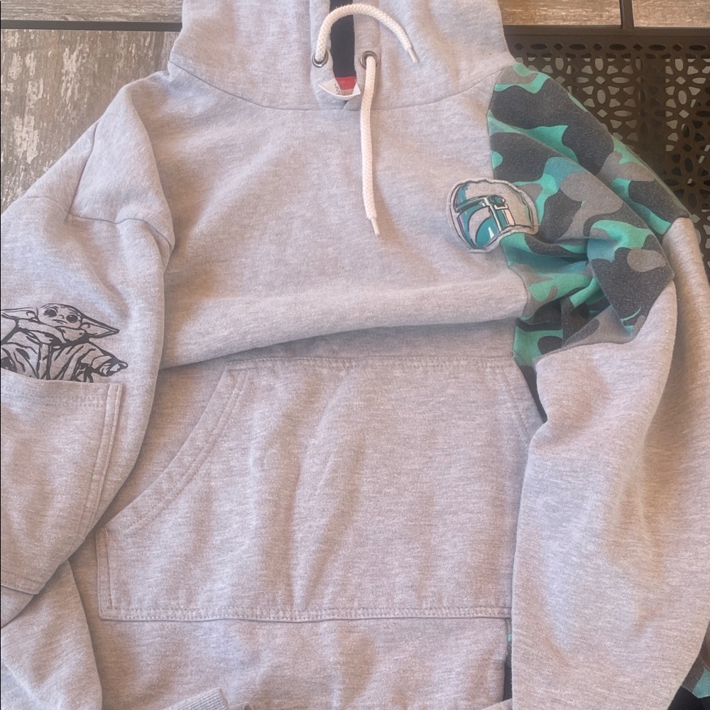 Disney Mandolorian Hoodie